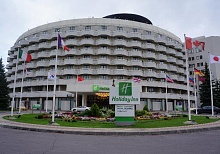  Отель Holiday Inn